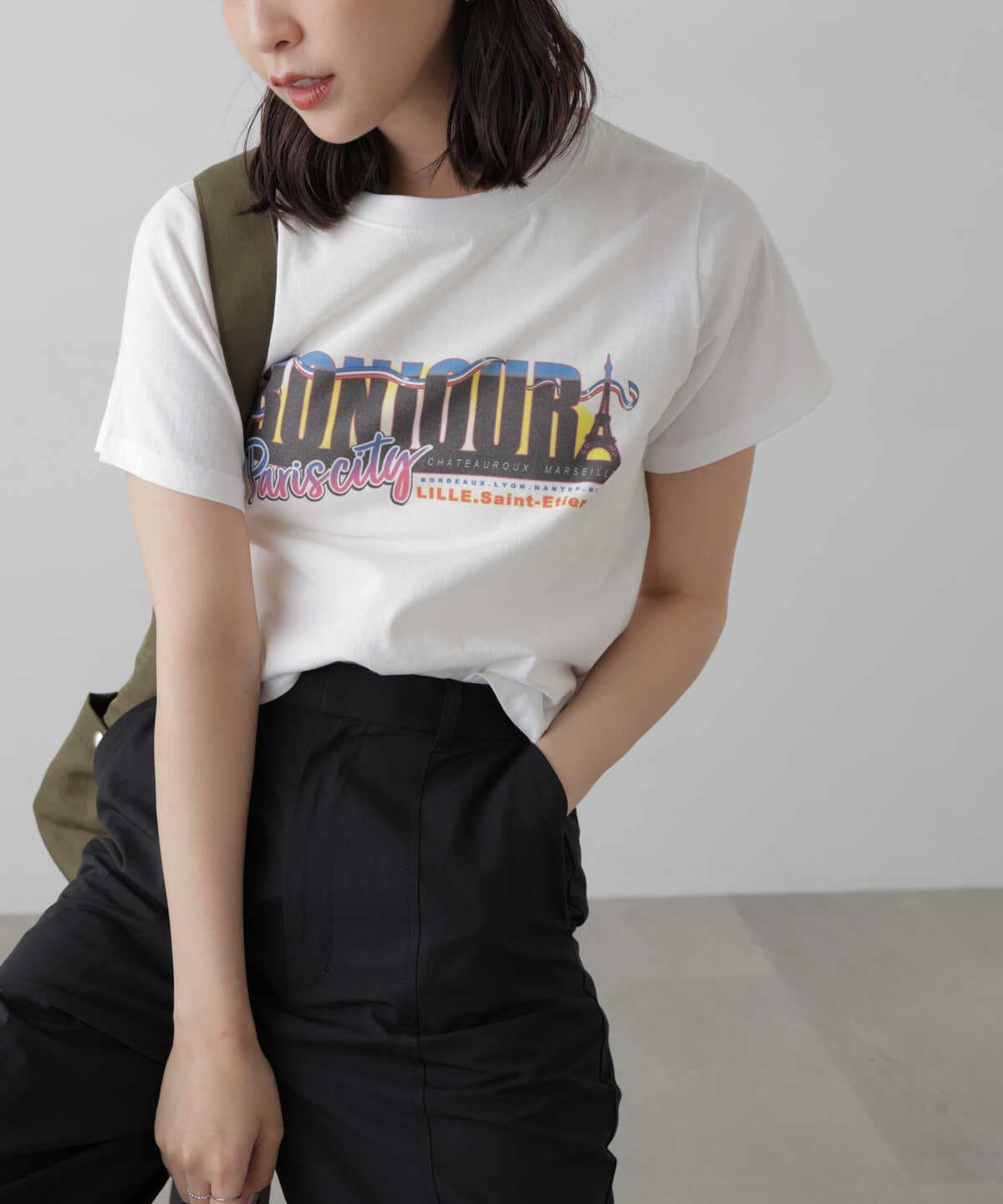 PARISプリントTシャツ