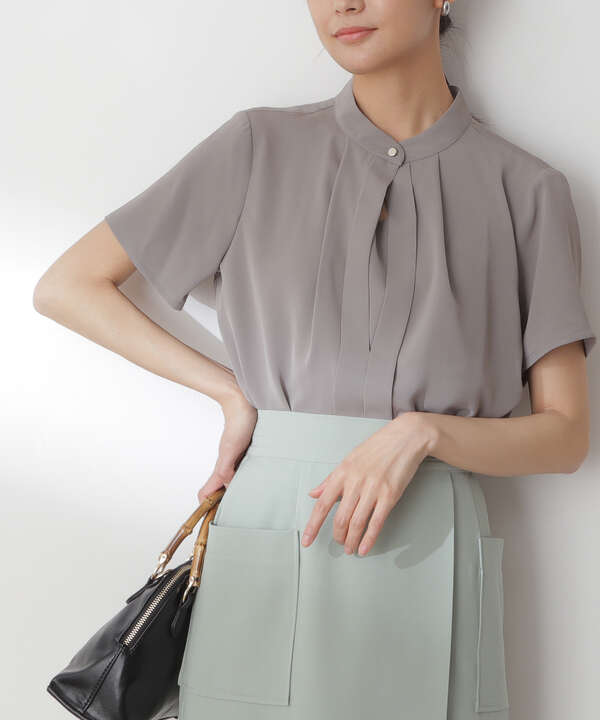 スタンドカラーフロントタックブラウス N Natural Beauty Basic サンエービーディーオンラインストア Sanei Online Store