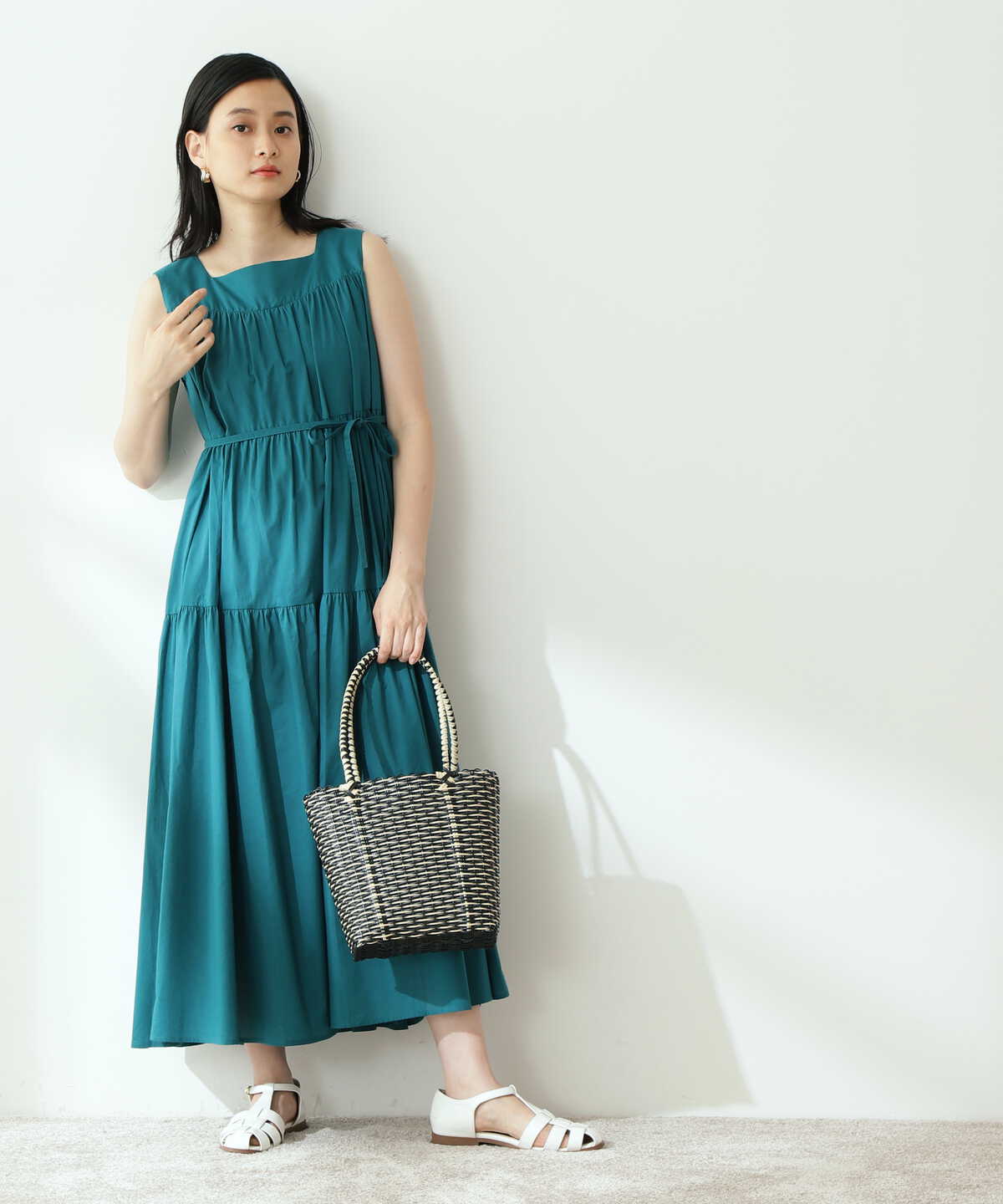 コットンローンスクエアネックティアードワンピース S Size Line N Natural Beauty Basic サンエービーディーオンラインストア Sanei Online Store