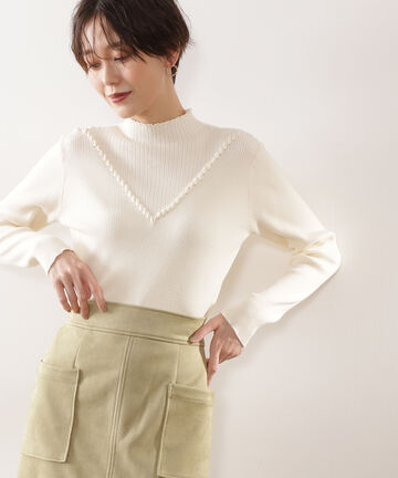 デザインネックリブニット