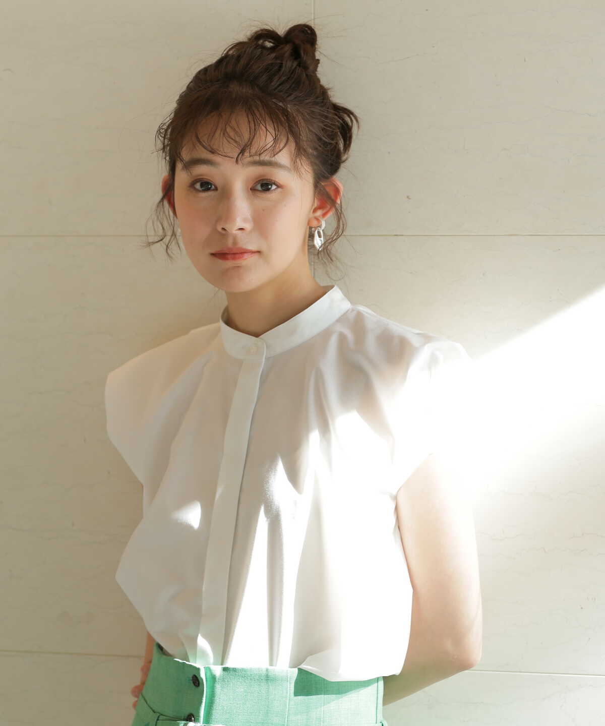 【花山瑞貴さん着用】バルーンノースリーブブラウス