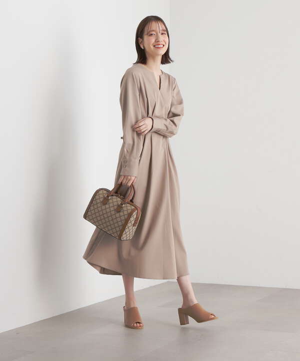 ウエストタックキーネックワンピース【S Size Line】