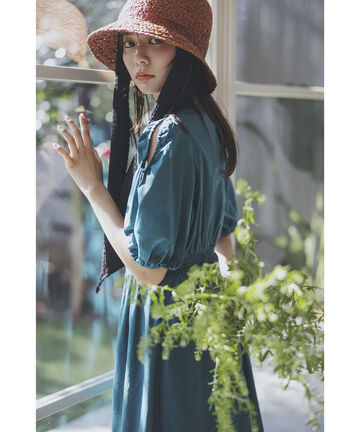 【川津明日香さん着用】コットンボイルギャザーホールワンピース《S Size Line》