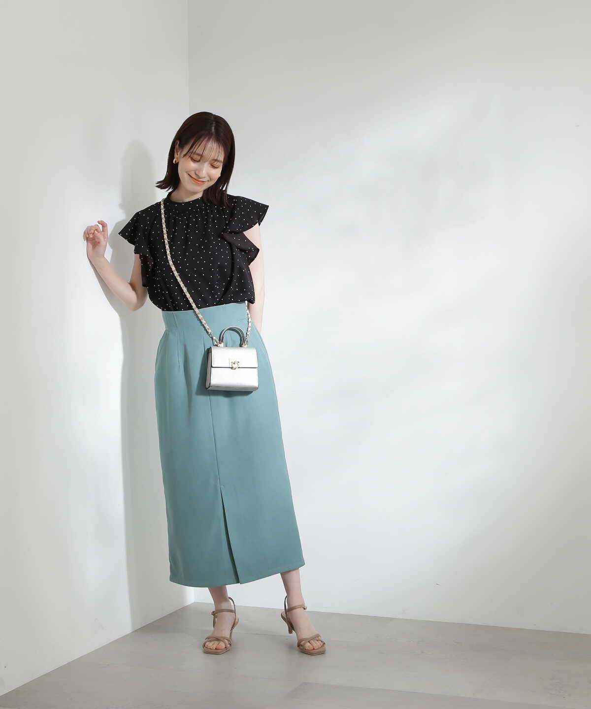 ナロースリットタイトスカート《S Size Line》
