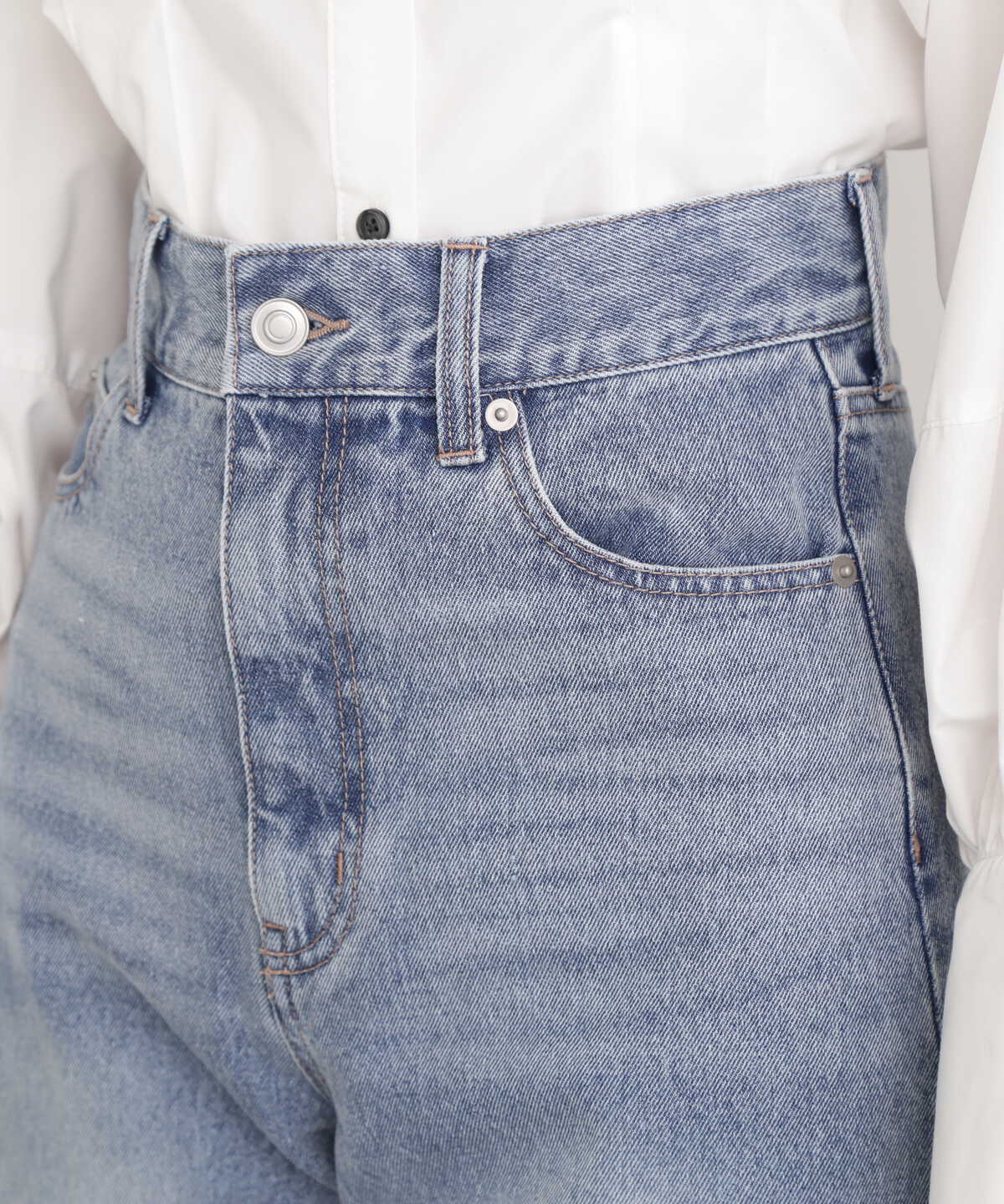 ダーツカーブデニムパンツ《S Size Line》