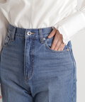 ナチュラルフレアデニムパンツ