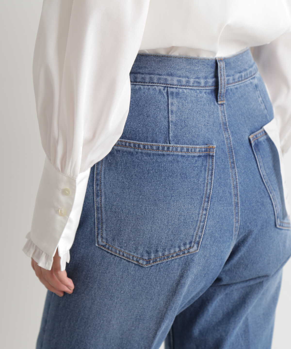 ナチュラルフレアデニムパンツ