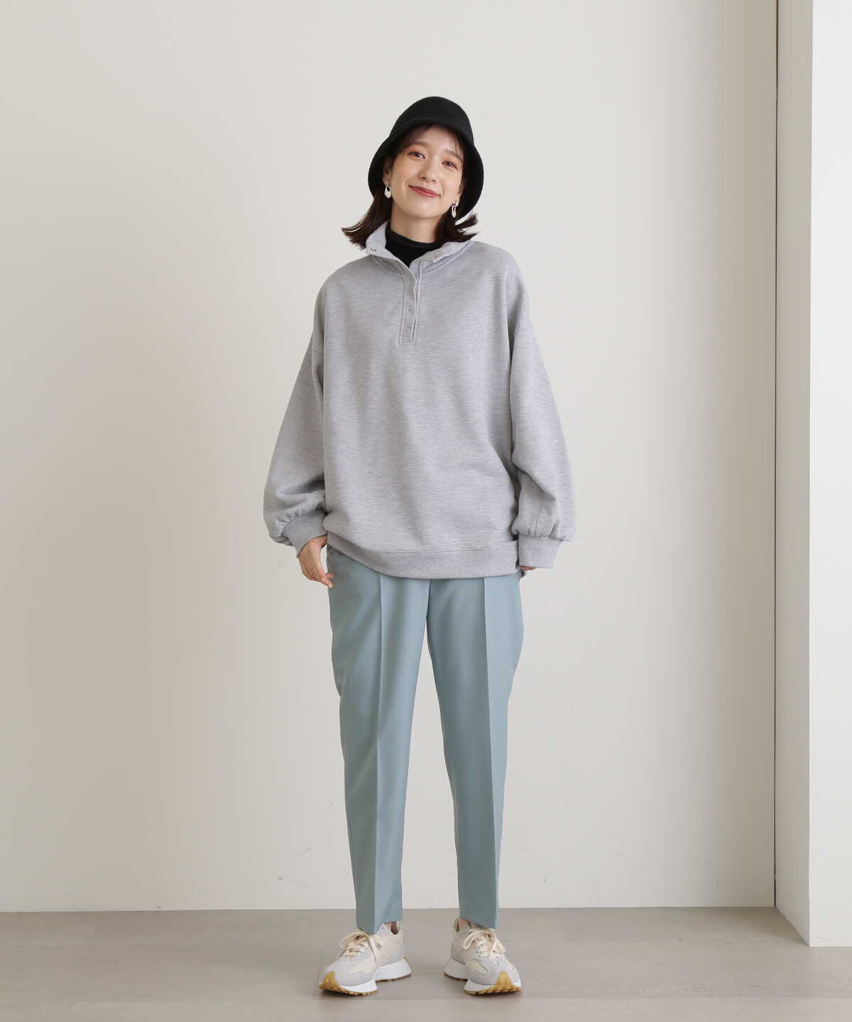 アンクルテーパードパンツ《S Size Line》