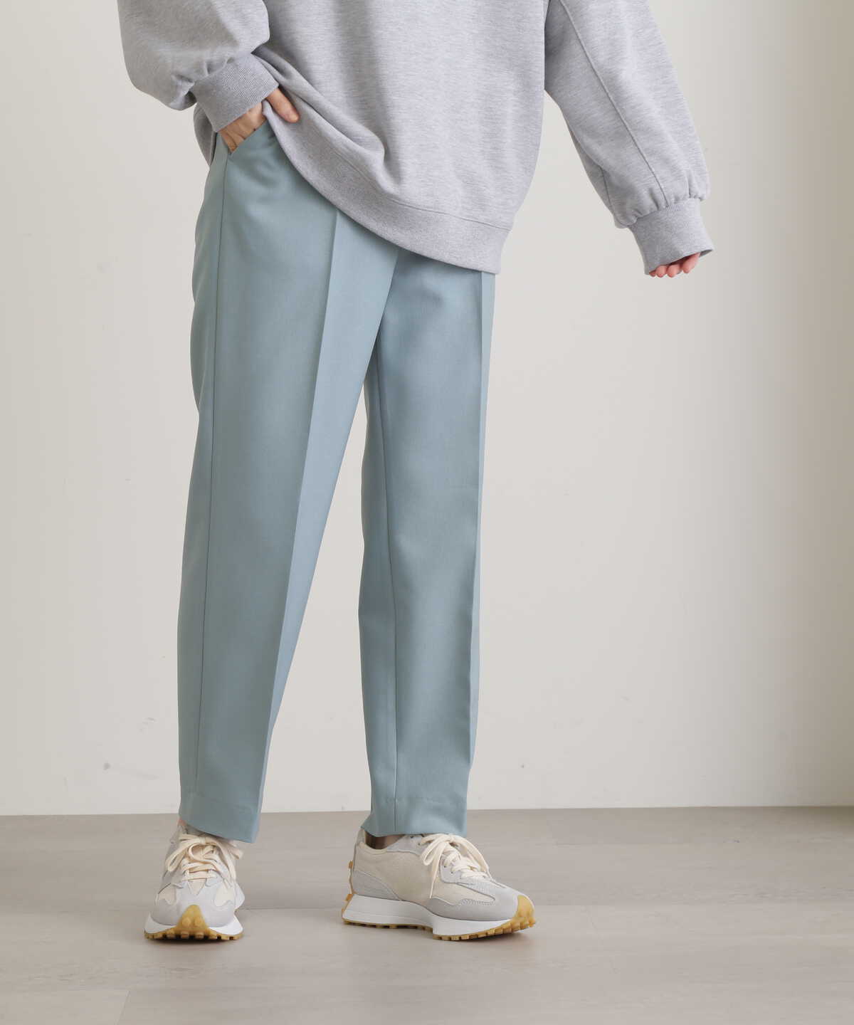 アンクルテーパードパンツ《S Size Line》