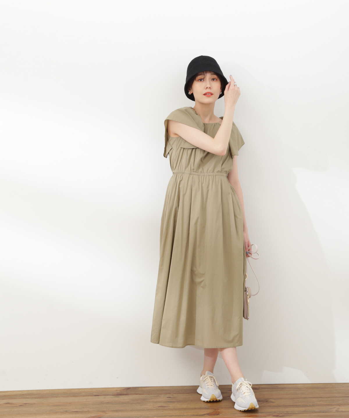 コットンボイルラッフルスクエアワンピース《S Size Line》