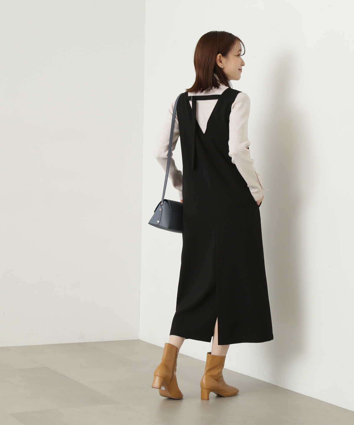 Vネックジャンパースカート《S Size Line》