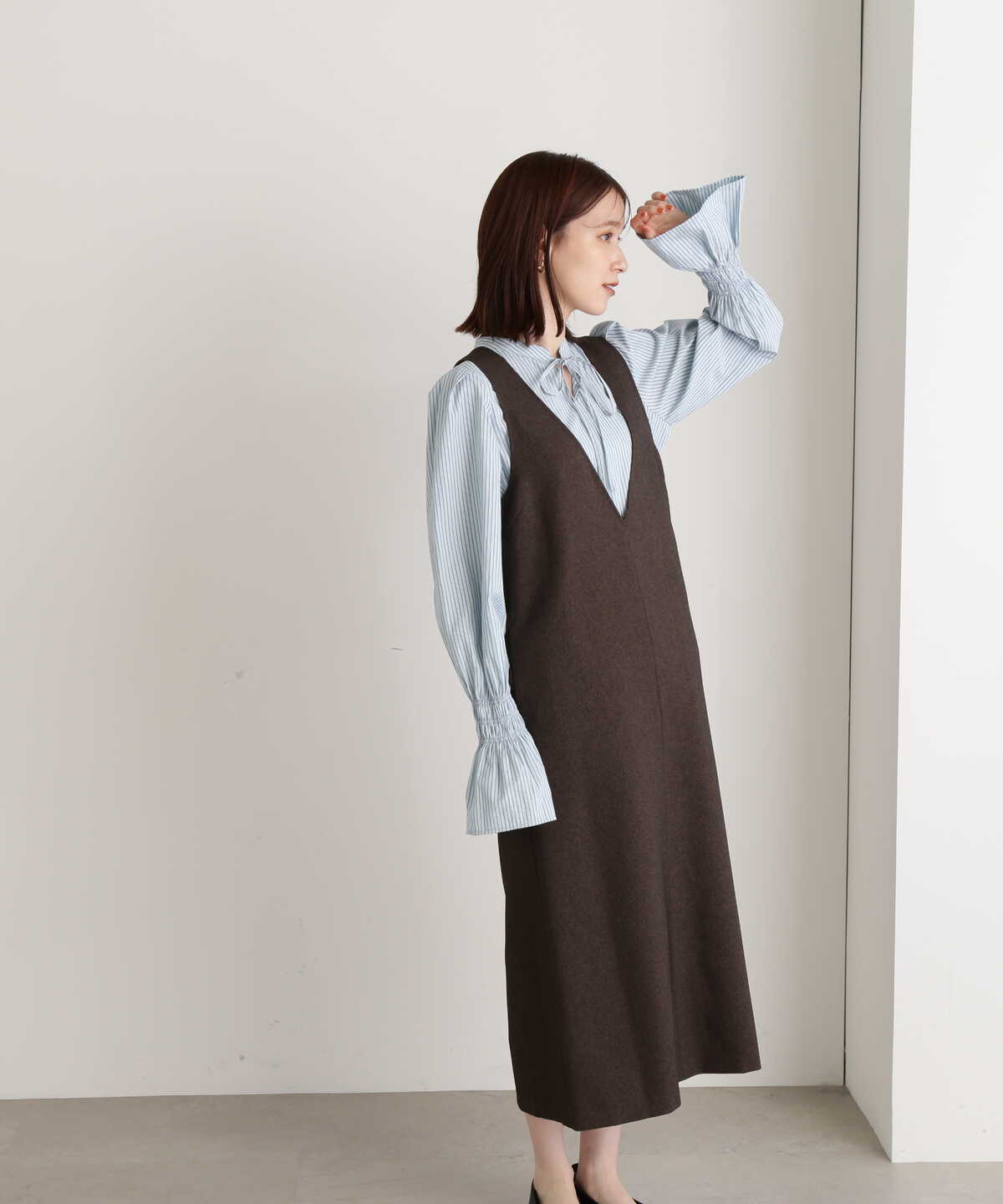 Vネックジャンパースカート《S Size Line》