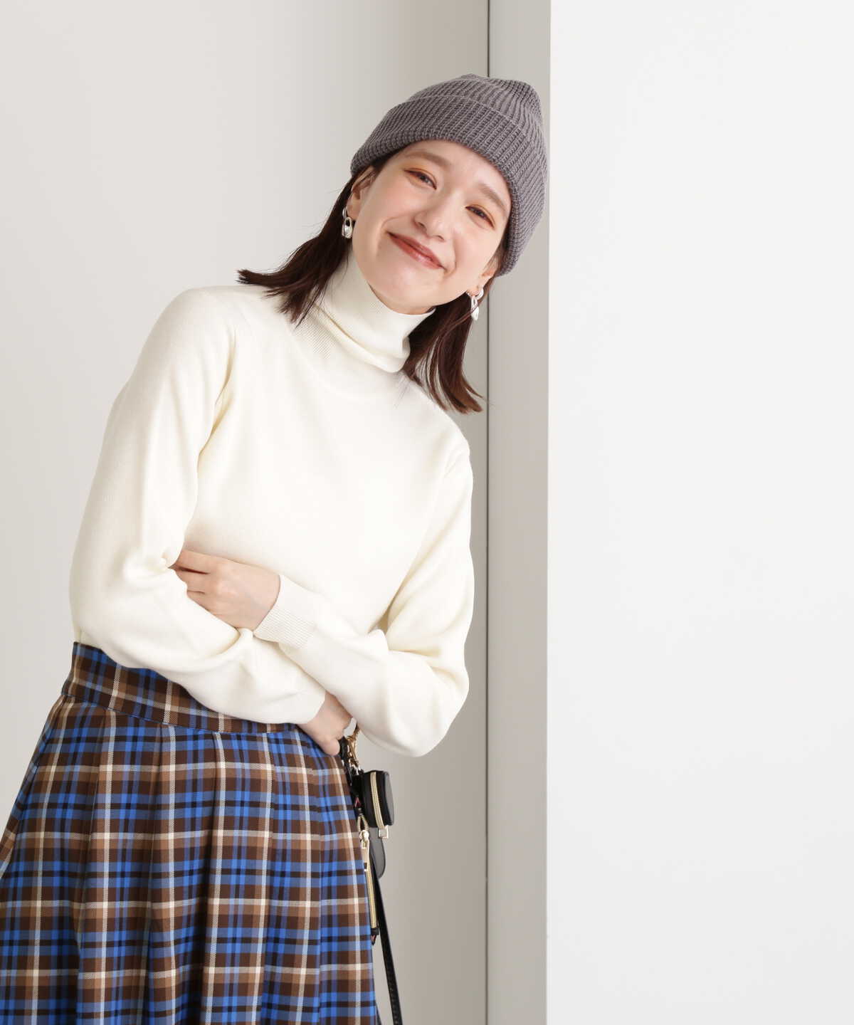 【松井愛莉さん着用】ウールベーシックスムースタートルネックニット