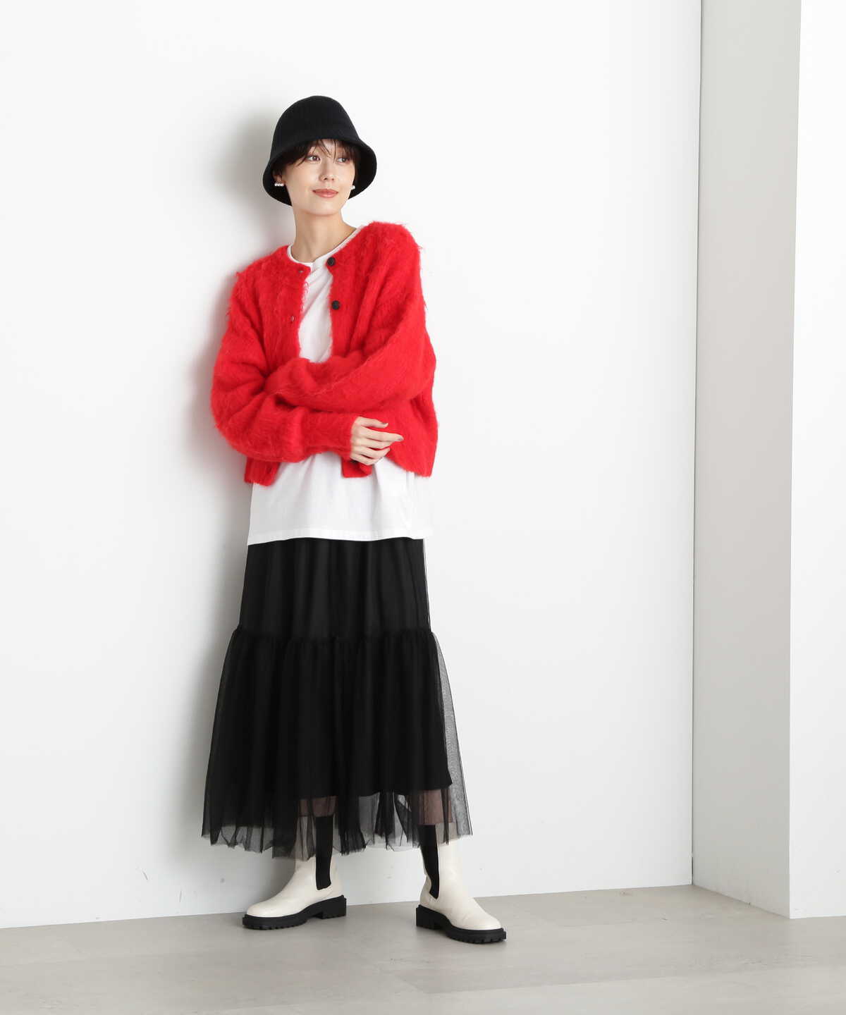 【稲垣莉生さん着用】【松井愛莉さん着用】クルーネックフェザーカーディガン