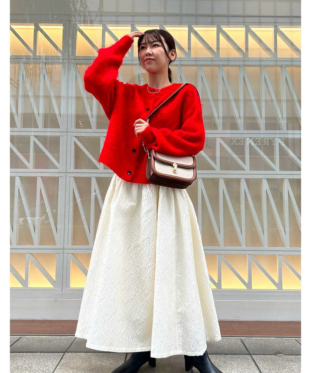 【稲垣莉生さん着用】【松井愛莉さん着用】クルーネックフェザーカーディガン