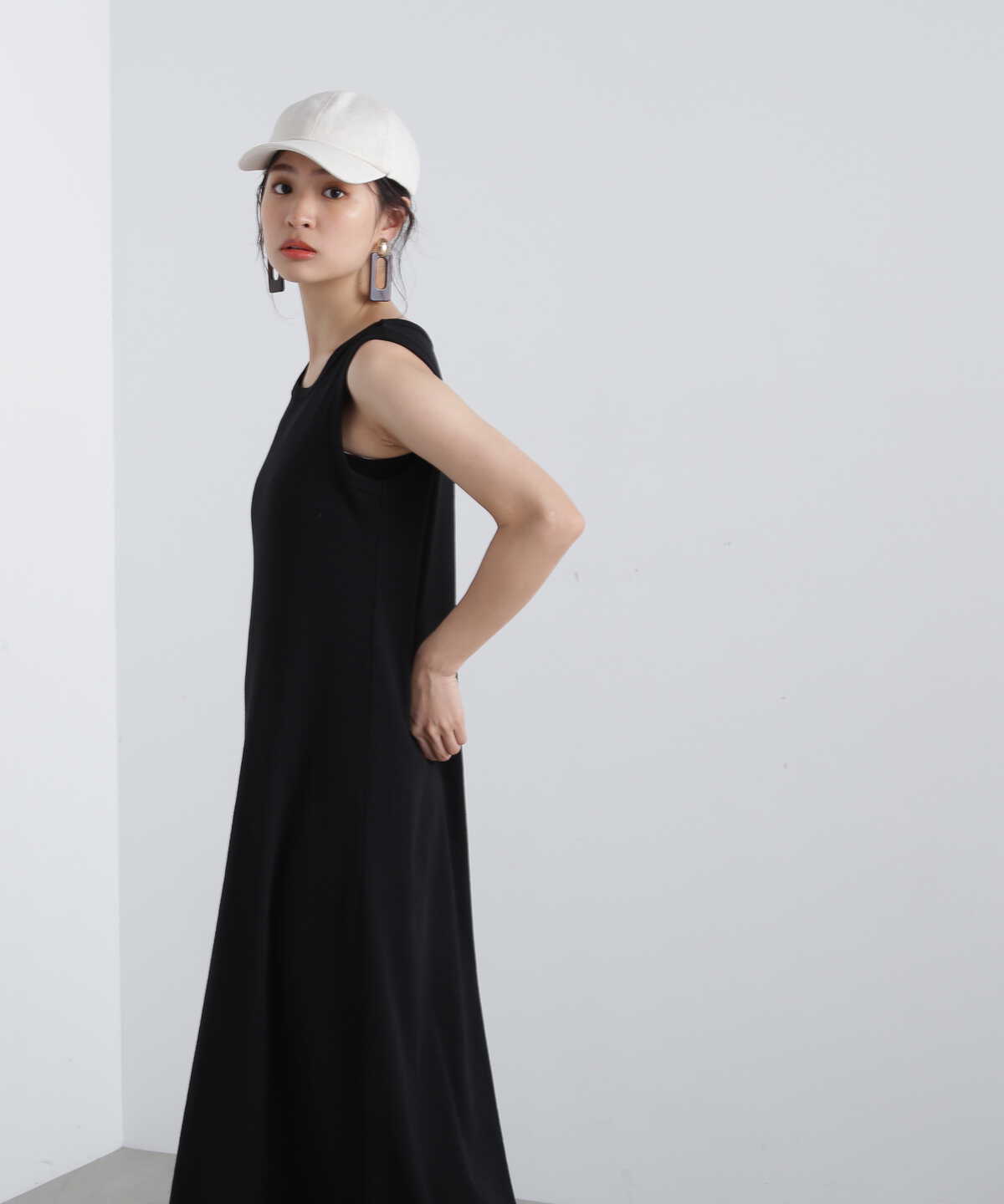 un-namable アンネイマブル ノースリーブ ワンピース M 黒 rT1iZ  