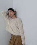 【新野尾七奈さん着用】フワフワフェザーブラウス