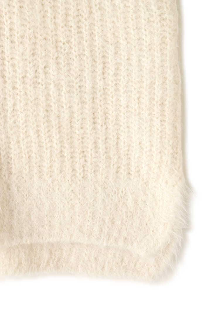 ATON / ALPACA FUR V-NECK VEST5