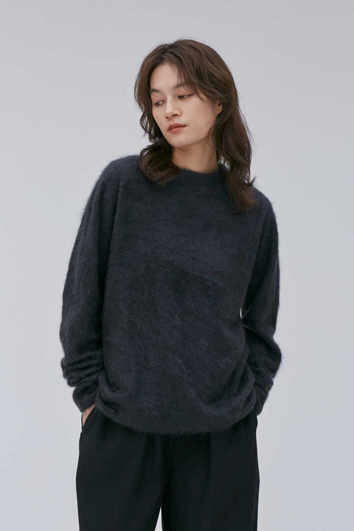 ATON / ROYAL CASHMERE FUR CREWNECK SWEATER15