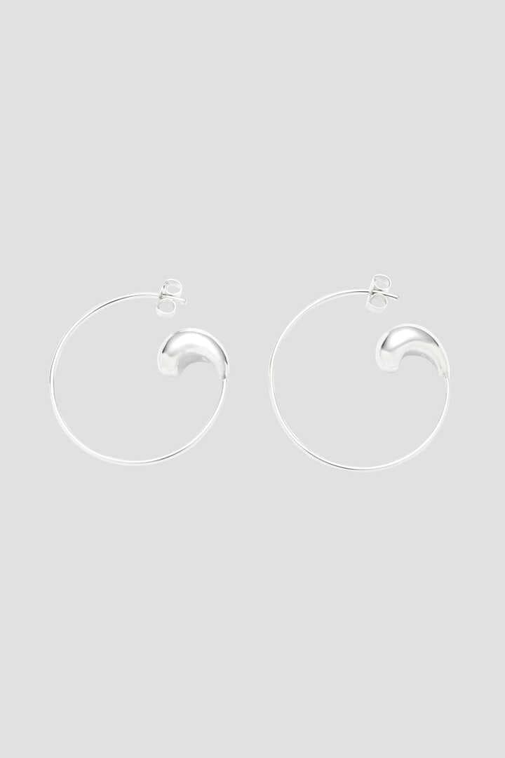 ASAMI FUJIKAWA / PETAL SMALL EARRINGS/SILVER1