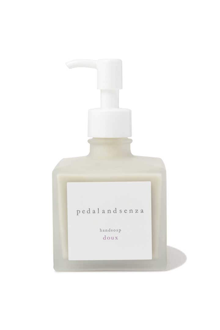 PEDAL AND SENZA / HAND SOAP DOUX 180g2