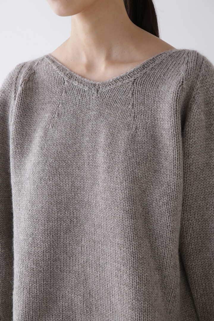 quitan / HAND KNITTED V NECK SWEATER5