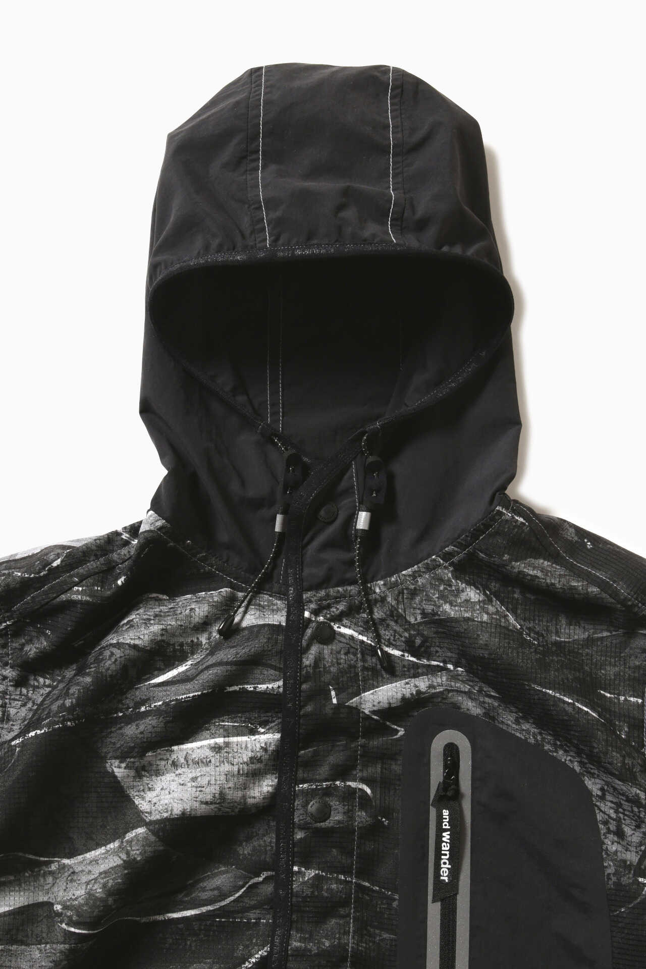 printed vent hoodie | outerwear | and wander ONLINE STORE
