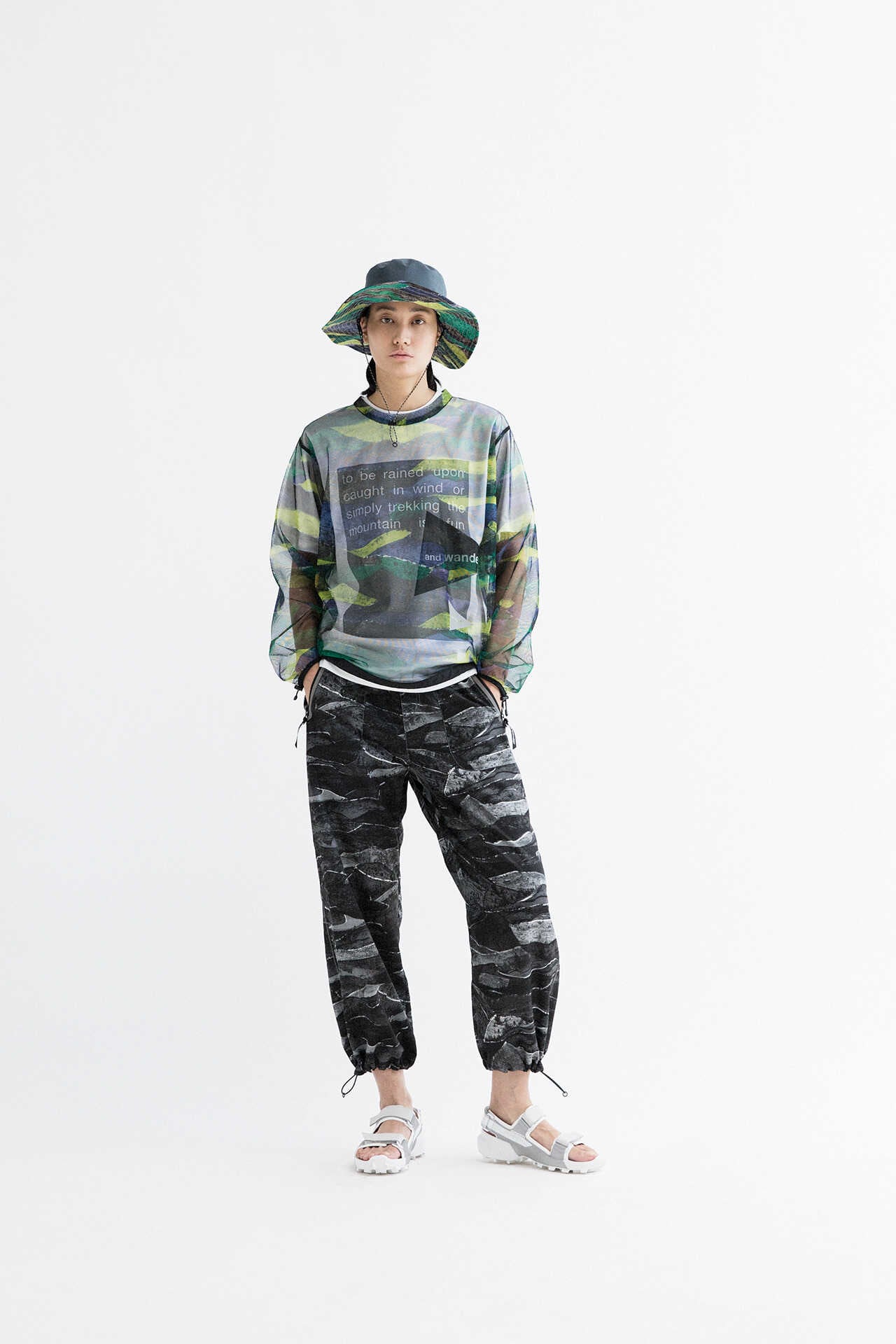 printed vent pants