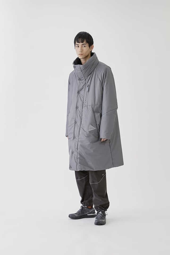 【値下げ】 and wander PRIMALOFT rip coat