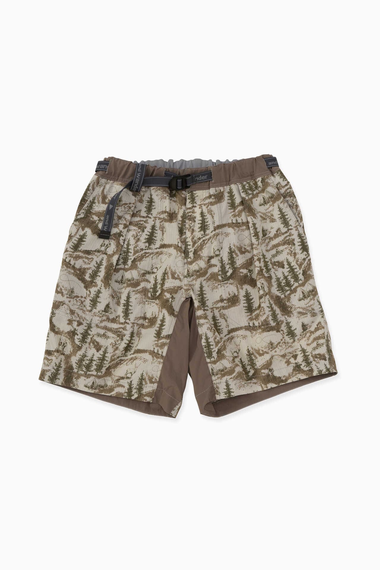 in the Mountain printed short pants