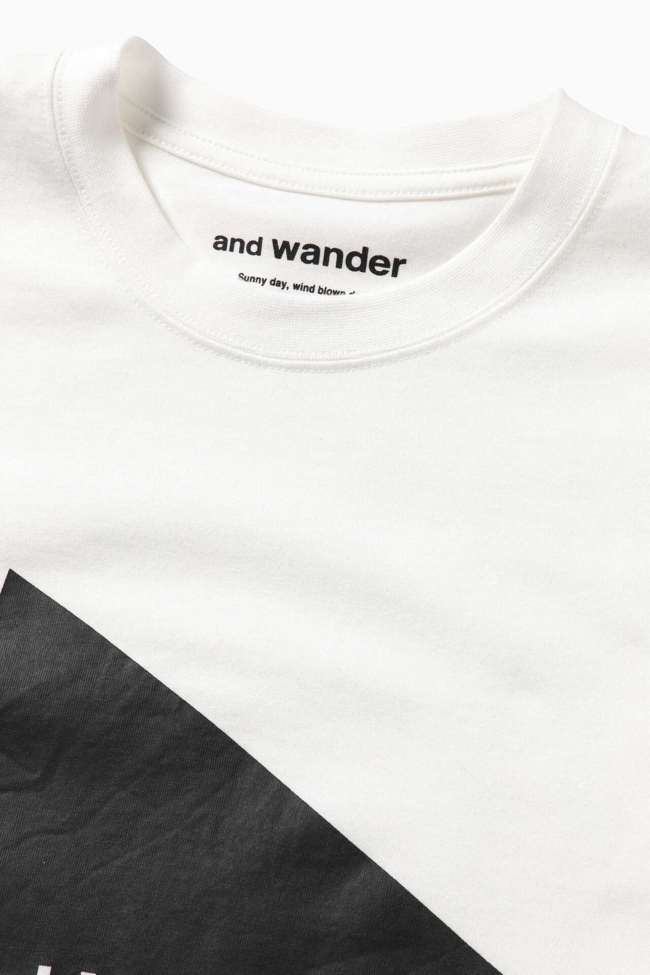 and wander big logo long sleeve T | cut_knit | and wander ONLINE STORE
