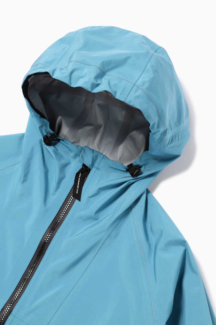 loose fitting rain jacket