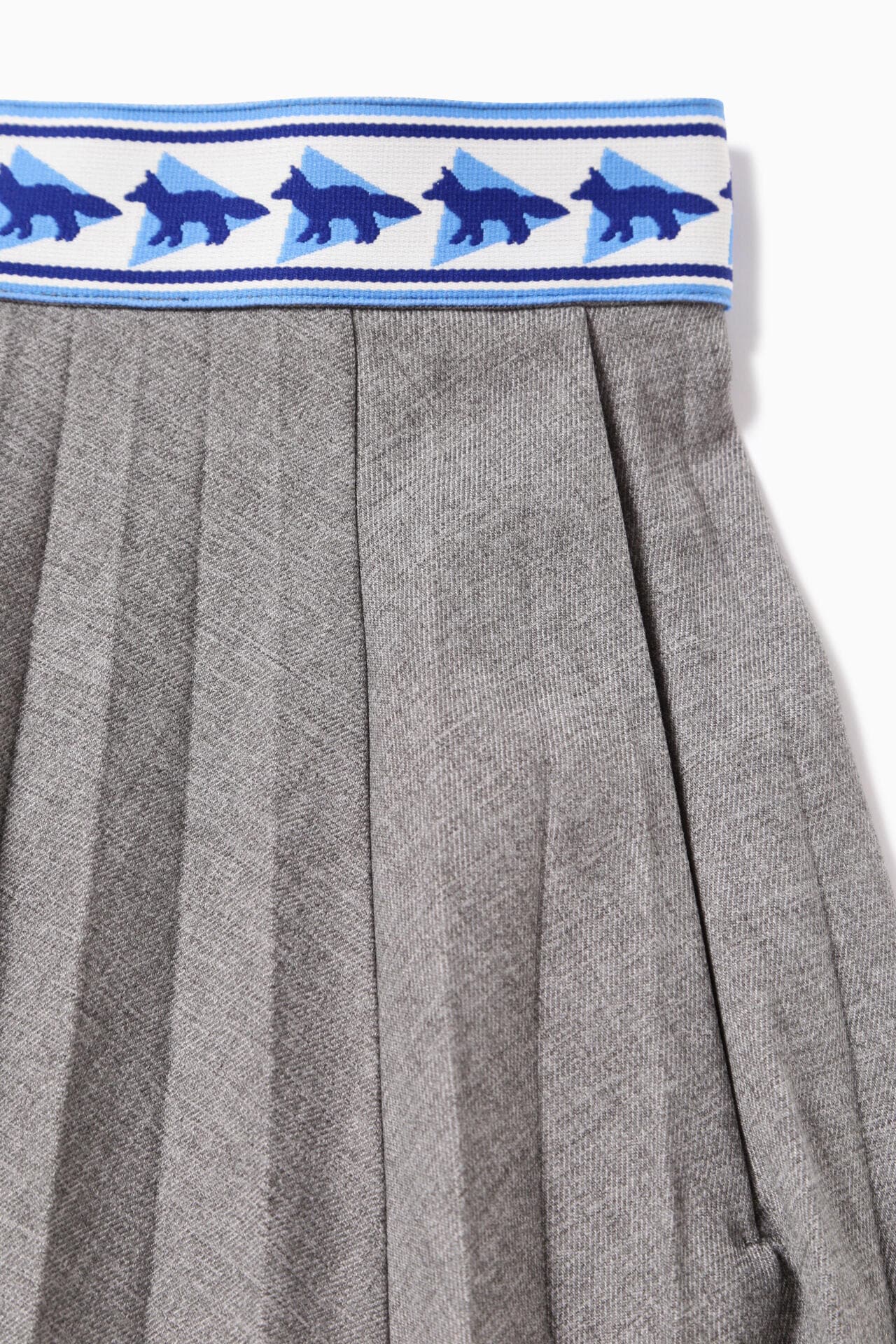  MAISON KITSUNÉ × and wander pleated skirt