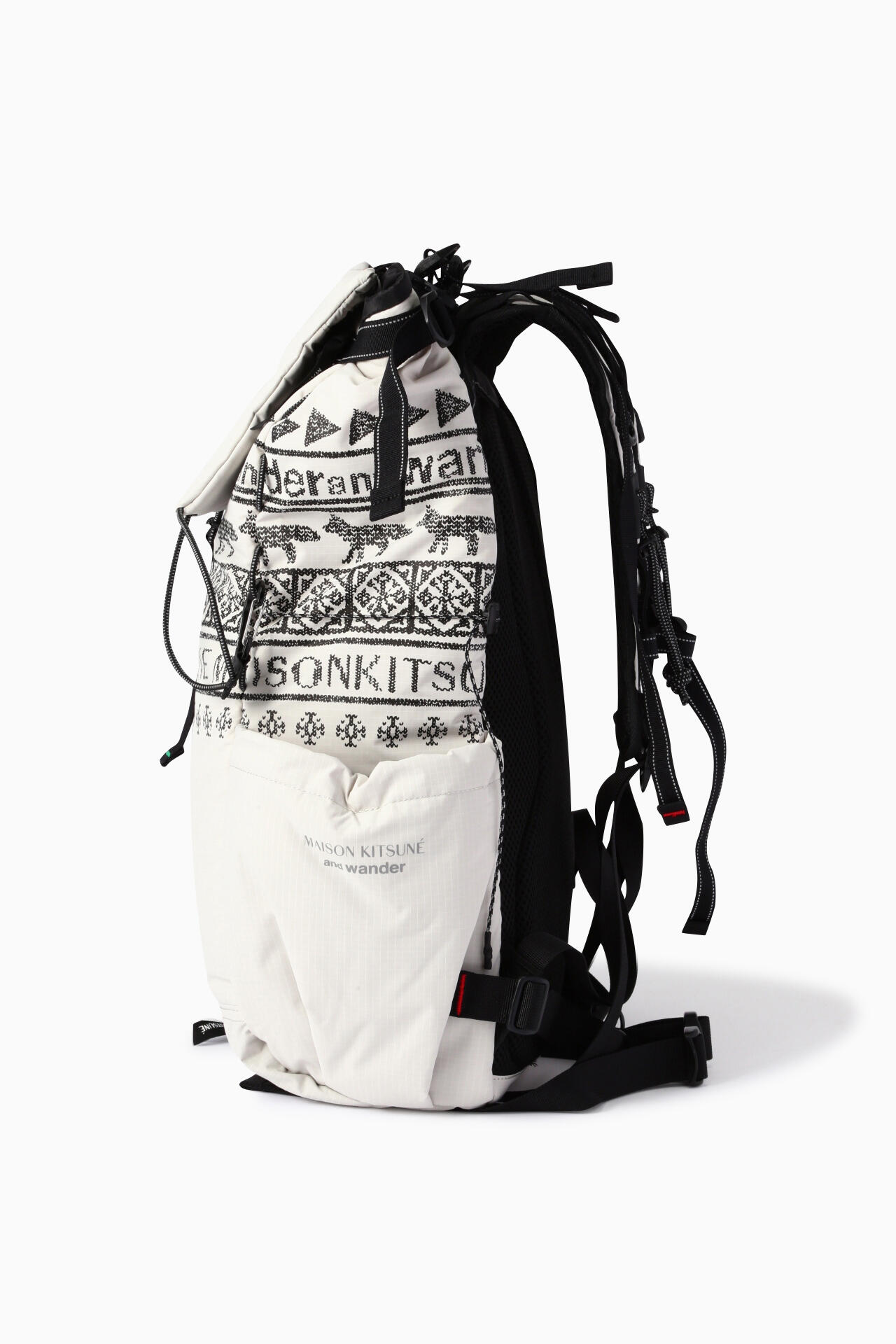 MAISON KITSUNE × and wander backpack870g