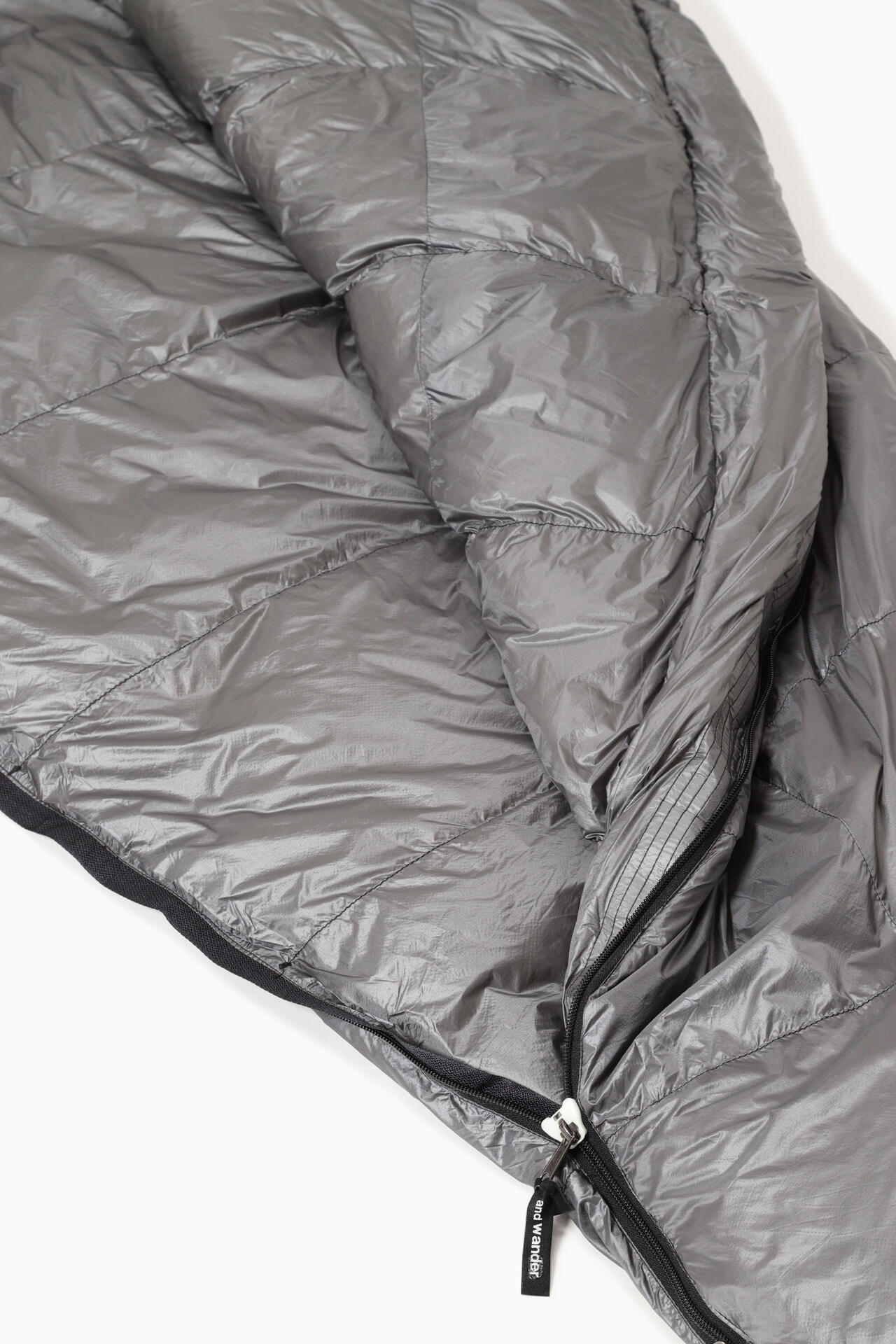 NANGA × and wander sleeping bag 500