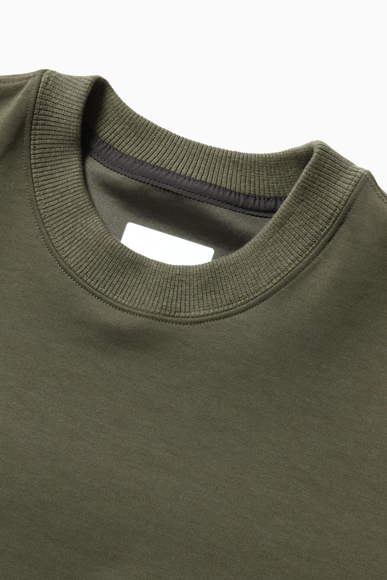 airly warm crew neck T