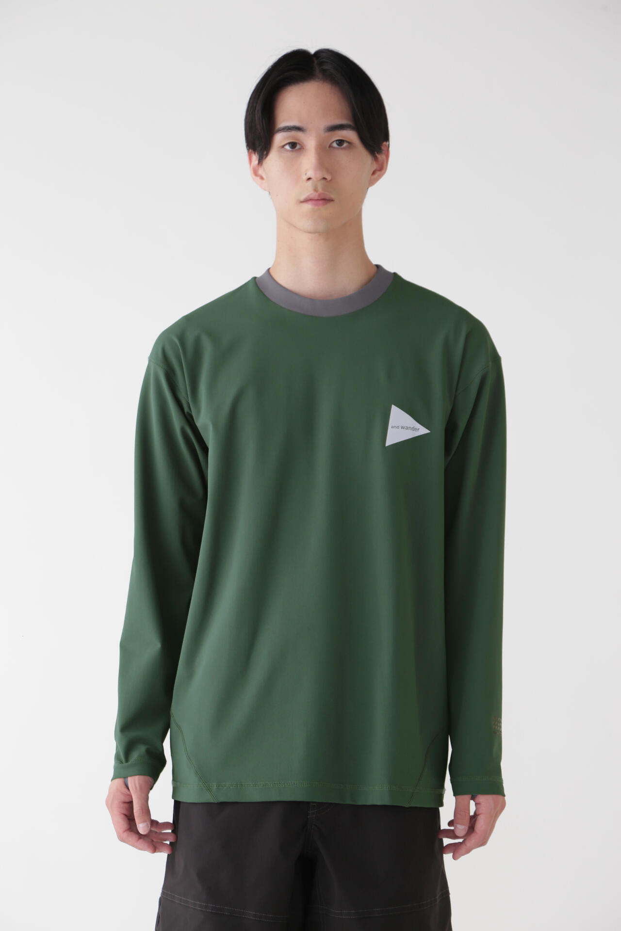 rash guard (M) | cut_knit | and wander ONLINE STORE