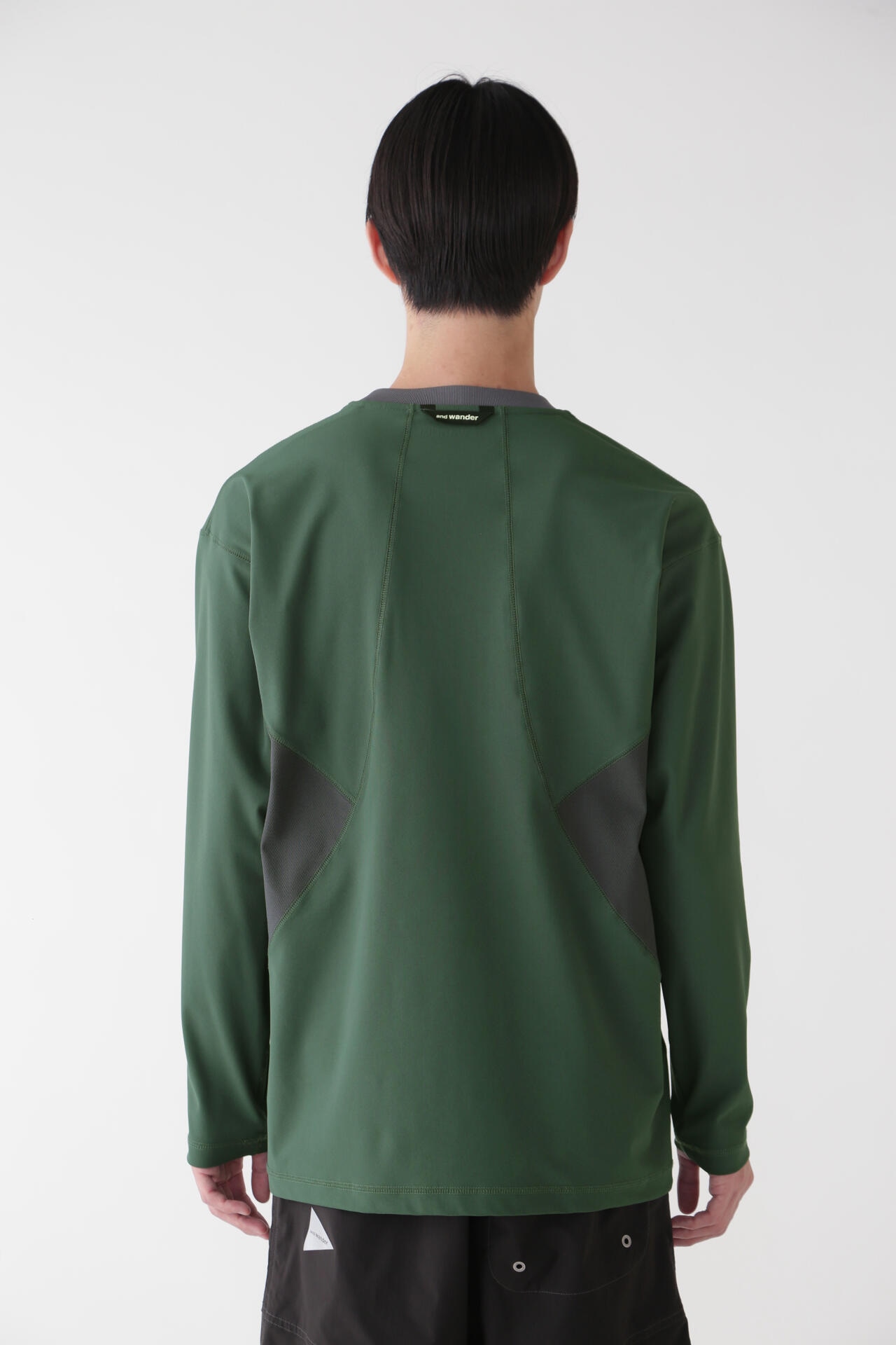 rash guard (M) | cut_knit | and wander ONLINE STORE