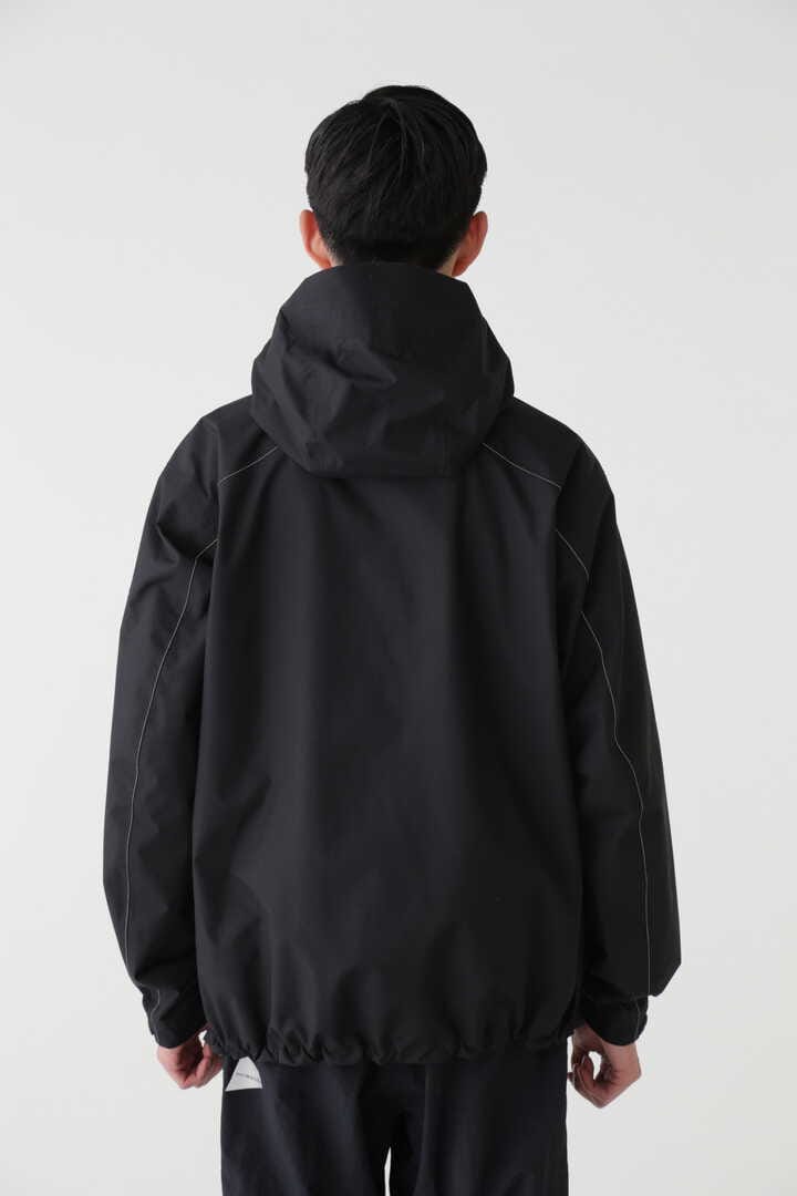 2.5L hiker rain jacket