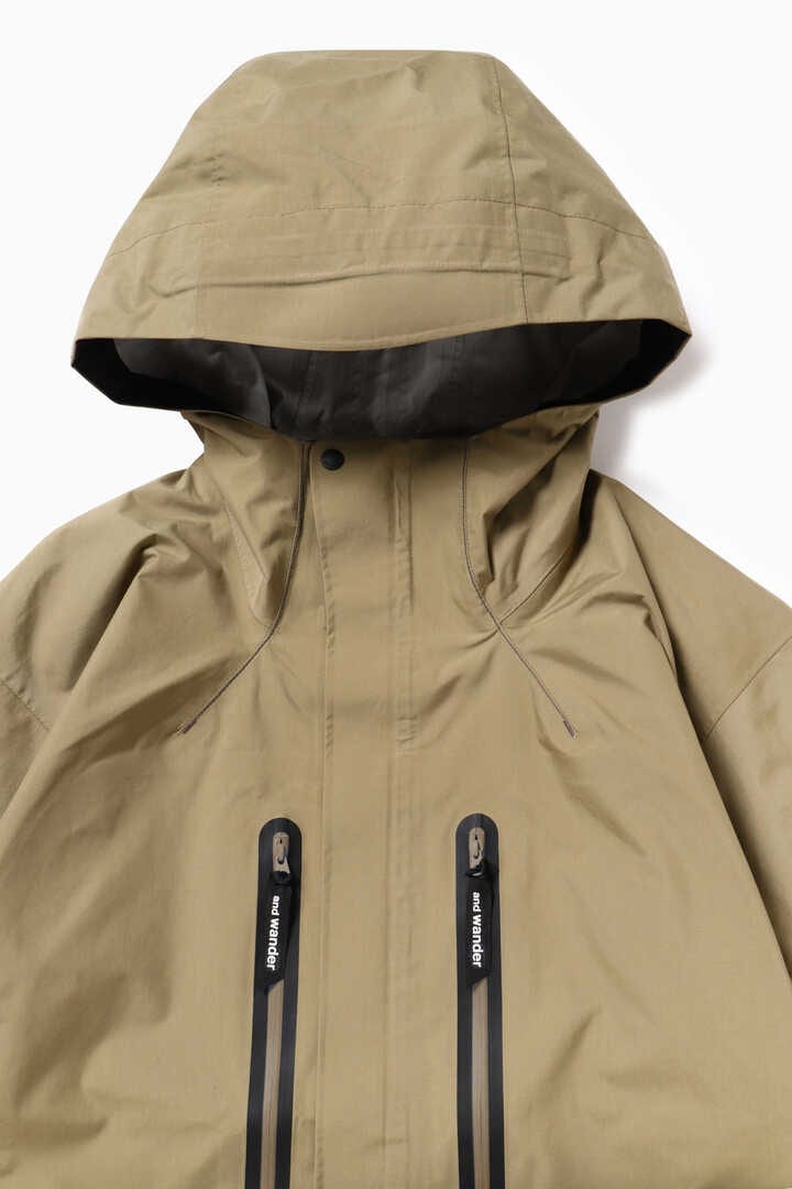 2.5L hiker rain jacket