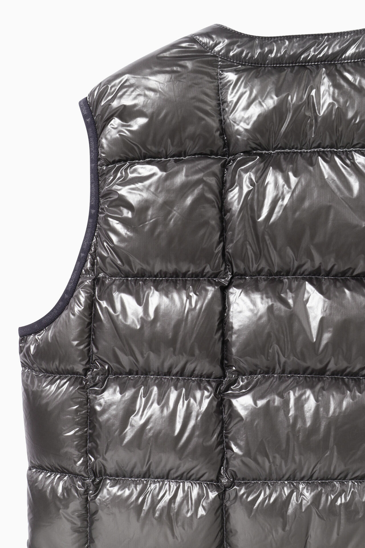 diamond stitch down vest