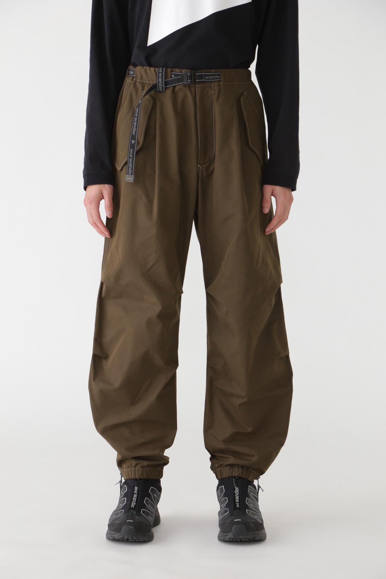 high count cloth side zip hem pants