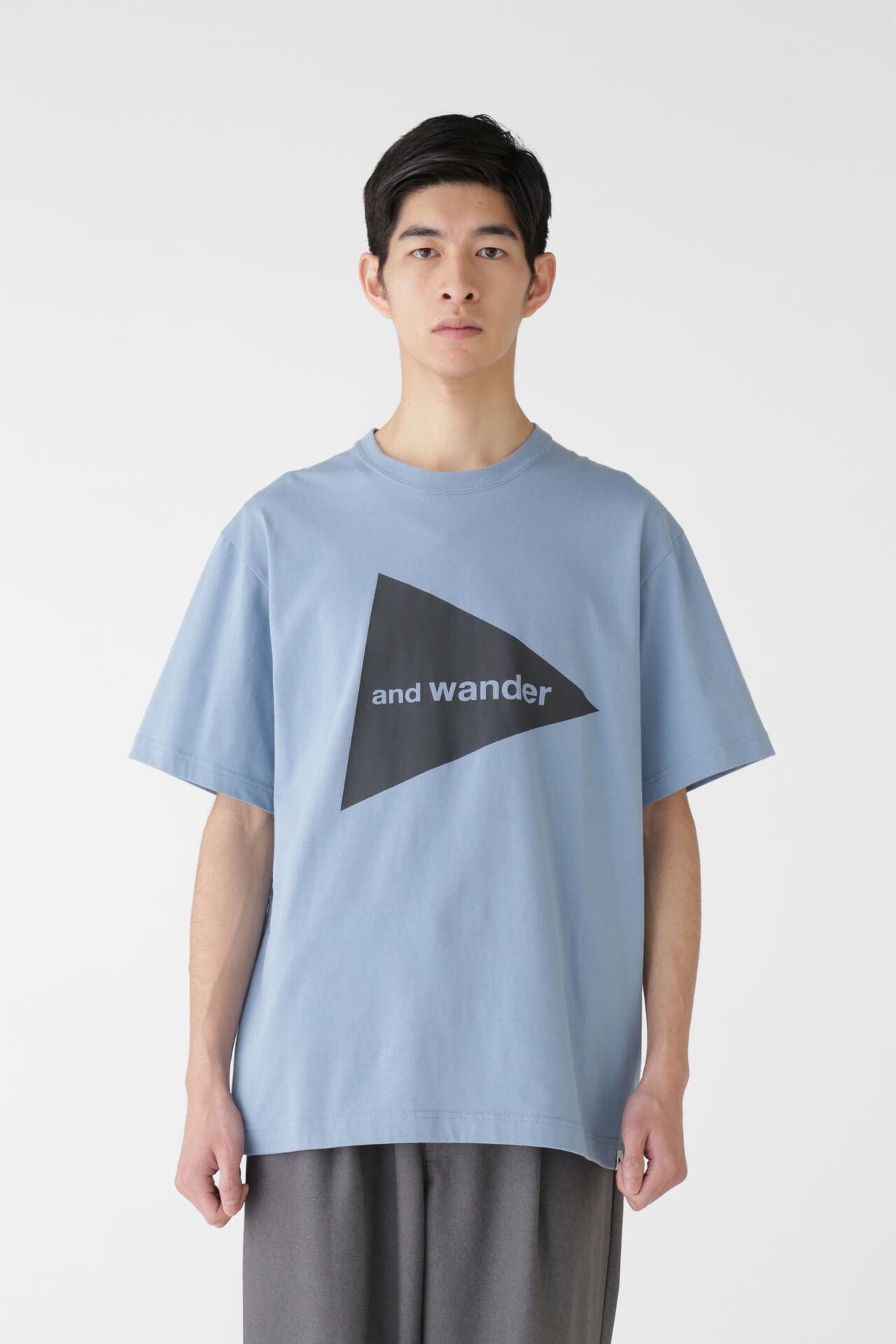 and wander logo SS T | cut_knit | and wander ONLINE STORE