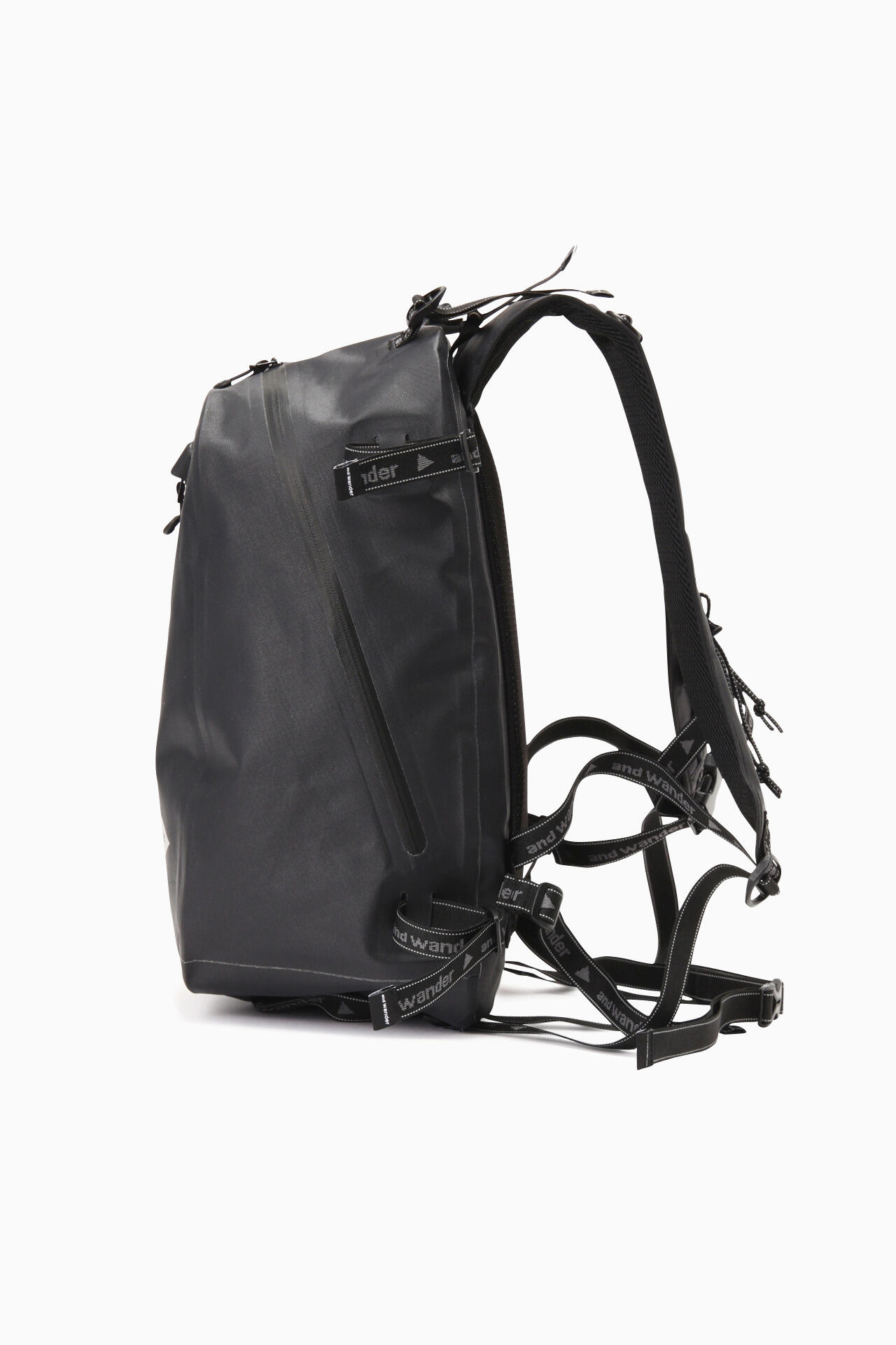 waterproof daypack | backpack | and wander ONLINE STORE