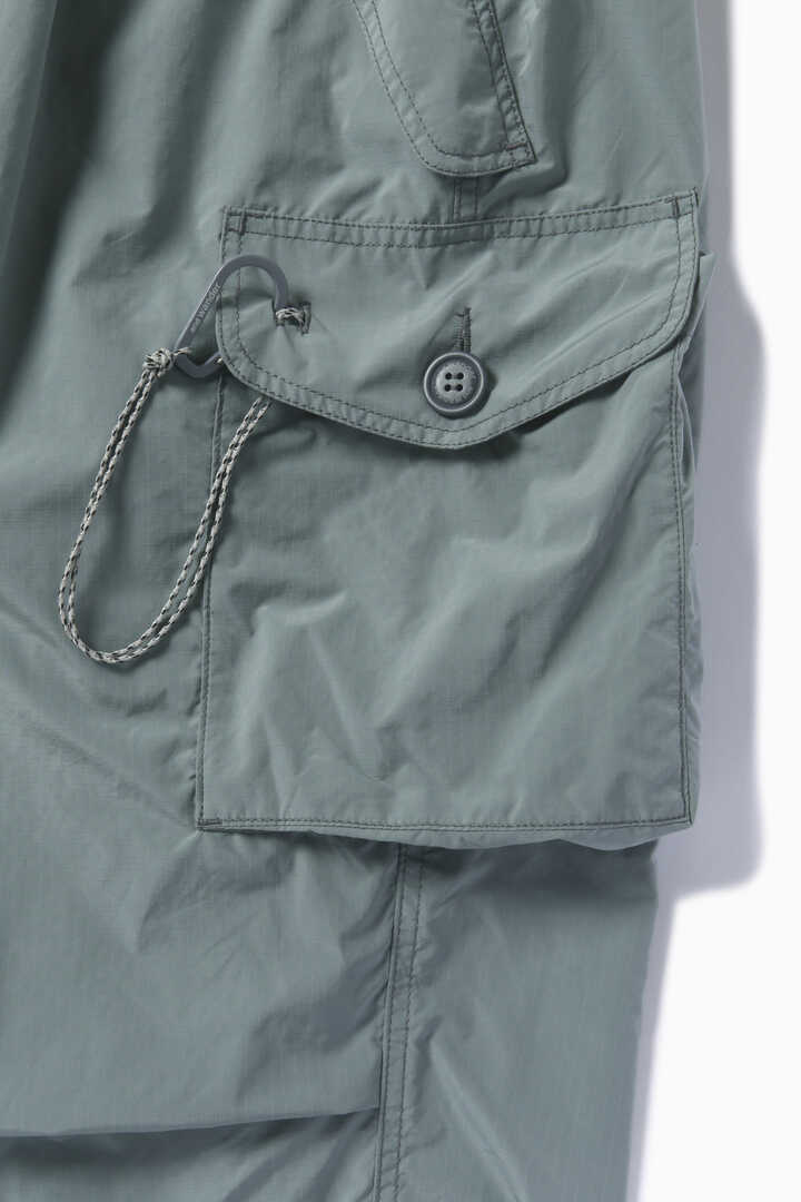 oversized cargo pants