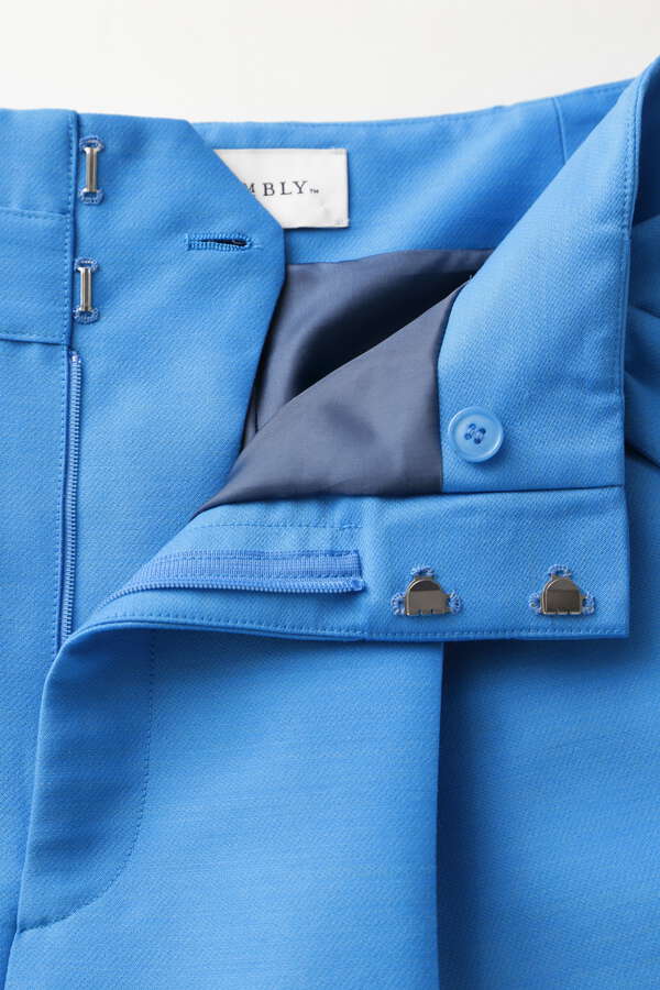 Belted Bermuda Pants