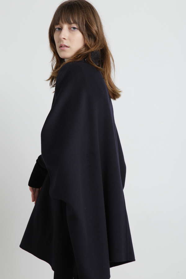 Big Silhouette Hooded Poncho