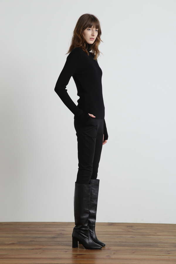 Wool Rib Turtleneck