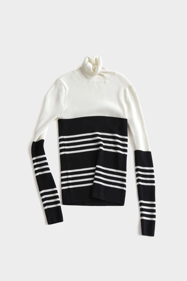Wool Rib Turtleneck