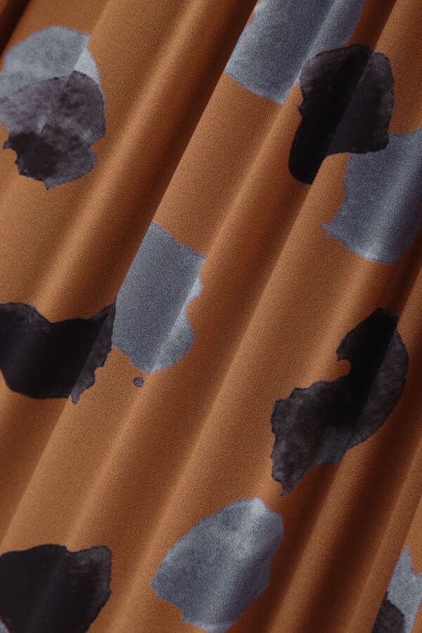 PAINT DOT PRINT PLEATED SK